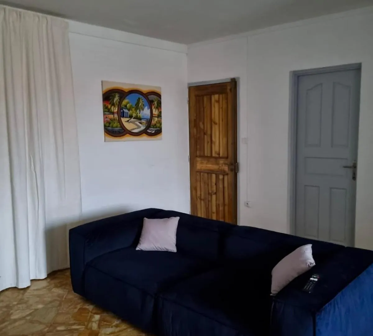 Reve Suspendu T2 Balcon Et Lit Suspendu Apartment Fort-de-France