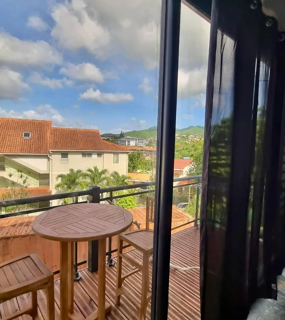 Reve Suspendu T2 Balcon Et Lit Suspendu Apartment Fort-de-France 0*,  Martinique
